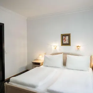 מלון Arthotel Ana Gala