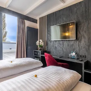 Plaza 3*, Salzburg Avusturya