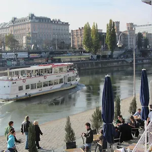  Apartamento Wohnen Im Herzen Von At The Waterfront