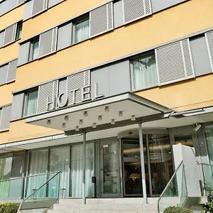 מלון Courtyard By Marriott Schoenbrunn