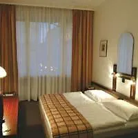 Continental Hotel-Pension Wenen Bed & Breakfast